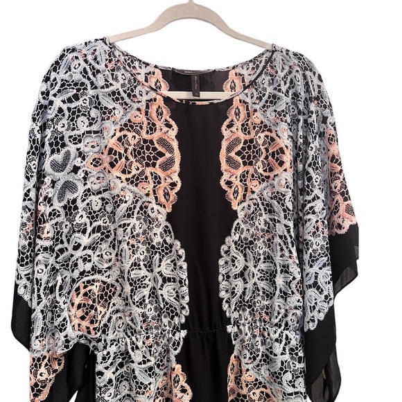 BCBGMaxAzria Black/Comb Lois Kimono Dress. - Picture 4 of 7